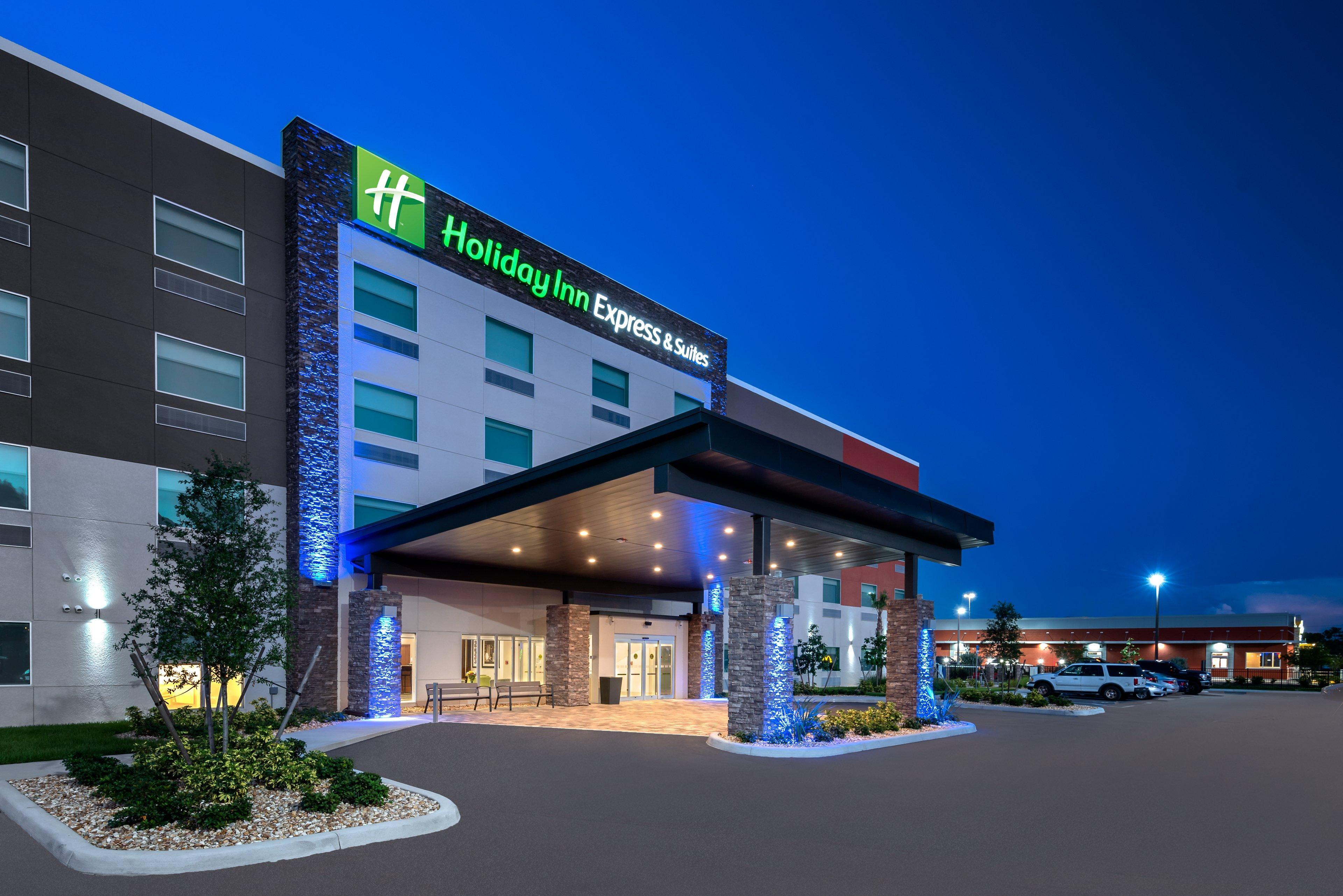 Holiday Inn Express & Suites - Punta Gorda By Ihg Екстер'єр фото